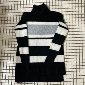 Talbots fuzzy, soft, color banded sweater. Size Petite.